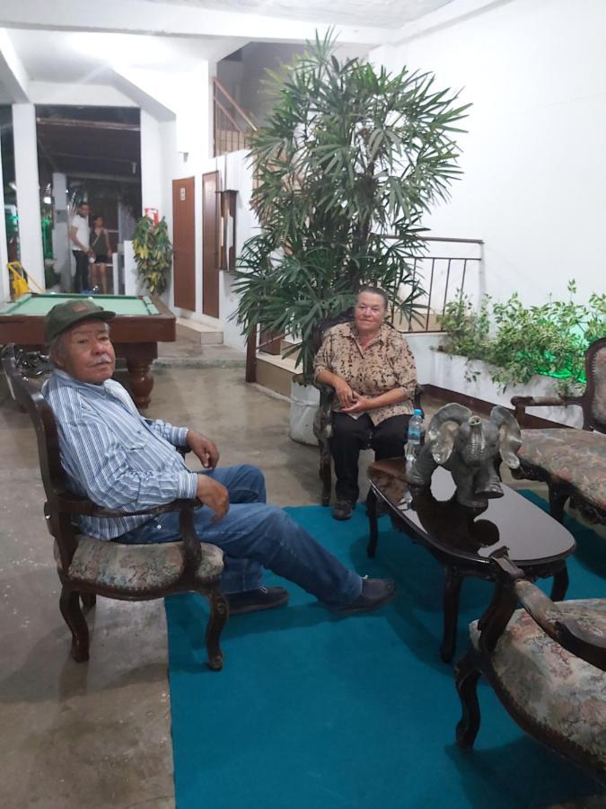 Hotel Hostal Gualingo à Santa Rosa  Extérieur photo